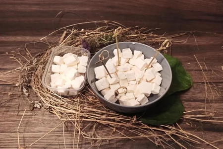 Kozi ser sałatkowy w typie fety (150 g)