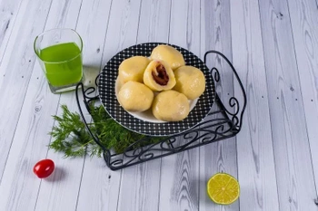 Knedle ze śliwkami (450 g)