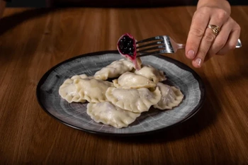 Orkiszowe pierożki z borówkami (450 g)