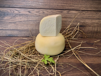 Hela-młody kozi ser (250 g)