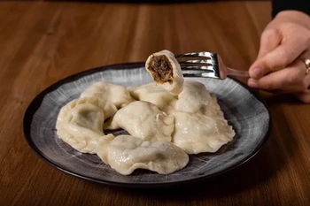 Orkiszowe pierożki wigilijne z kapustą i borowikami (1 KG)